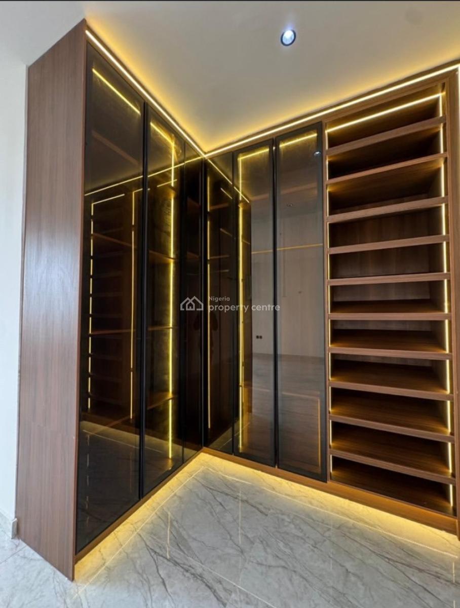 Newly Built 3 Bedroom Maisonette with a Bq, Lekki Phase 1, Lekki, Lagos, Block of Flats for Sale