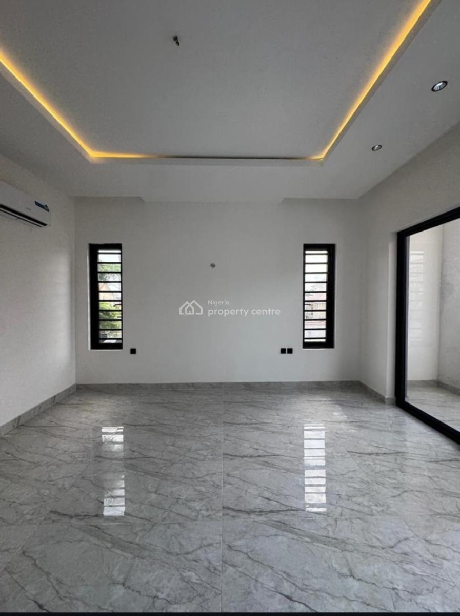 Newly Built 3 Bedroom Maisonette with a Bq, Lekki Phase 1, Lekki, Lagos, Block of Flats for Sale
