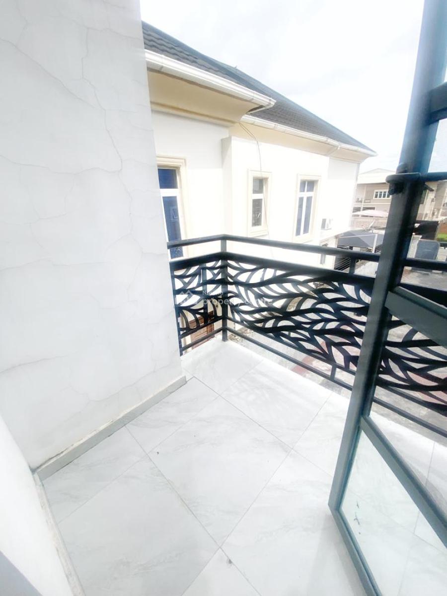 a Well Maintained 3 Bedroom Terraced Duplex, Omole Phase 2, Ikeja, Lagos, Terraced Duplex for Rent
