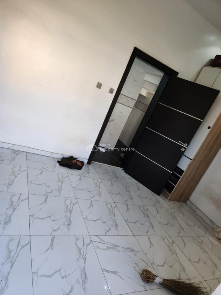 Spacious Self Contained Bq, Lekki Gardens By Dkk, Sangotedo, Ajah, Lagos, Self Contain (single Rooms) for Rent