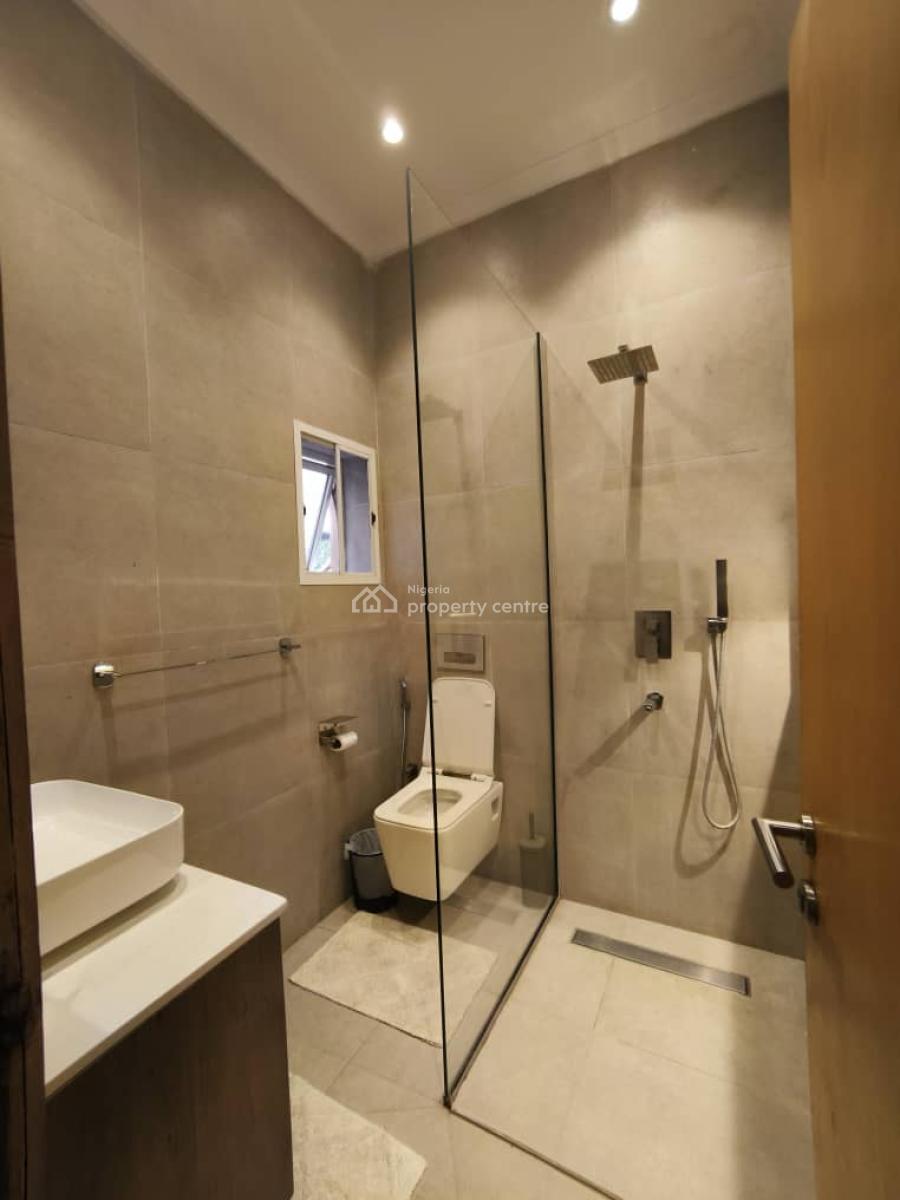 Executive Beautifully Furnished Serviced 1 Bedroom Apartment., Lekki Phase 1, Lekki, Lagos, Mini Flat (room and Parlour) for Rent