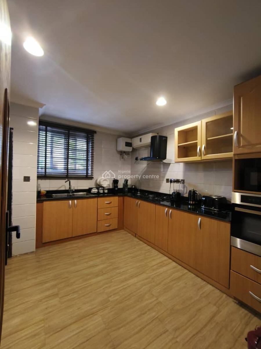 Executive Beautifully Furnished Serviced 1 Bedroom Apartment., Lekki Phase 1, Lekki, Lagos, Mini Flat (room and Parlour) for Rent