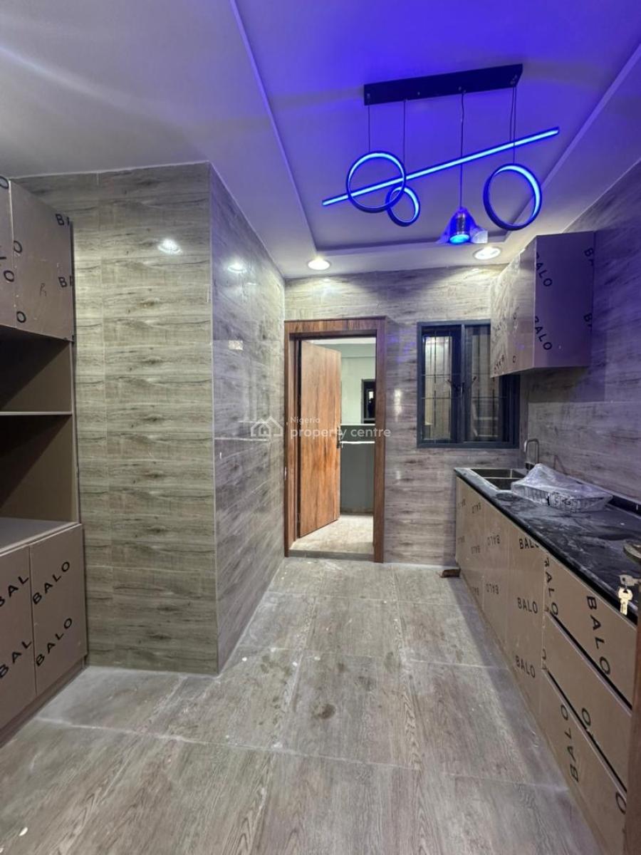 Fully Serviced in Premium Environment, Lekki Phase 1, Lekki, Lagos, Flat / Apartment for Rent