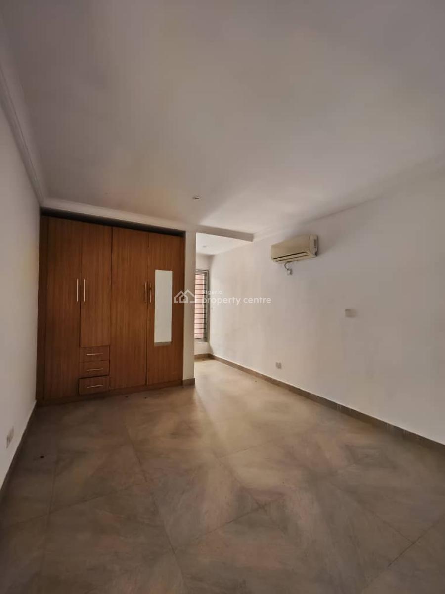 Luxury Spacious 1 Bedroom Apartment(miniflat)with an Extra Guess Toile, Lekki Phase 1, Lekki, Lagos, Mini Flat (room and Parlour) for Rent
