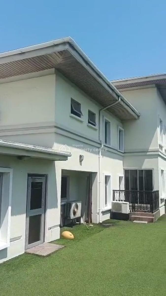 Lovely 5bedroom Detached House with 2bqs, Garden, Treasure Garden Estate, Lekki Phase 1, Lekki, Lagos, Detached Duplex for Sale