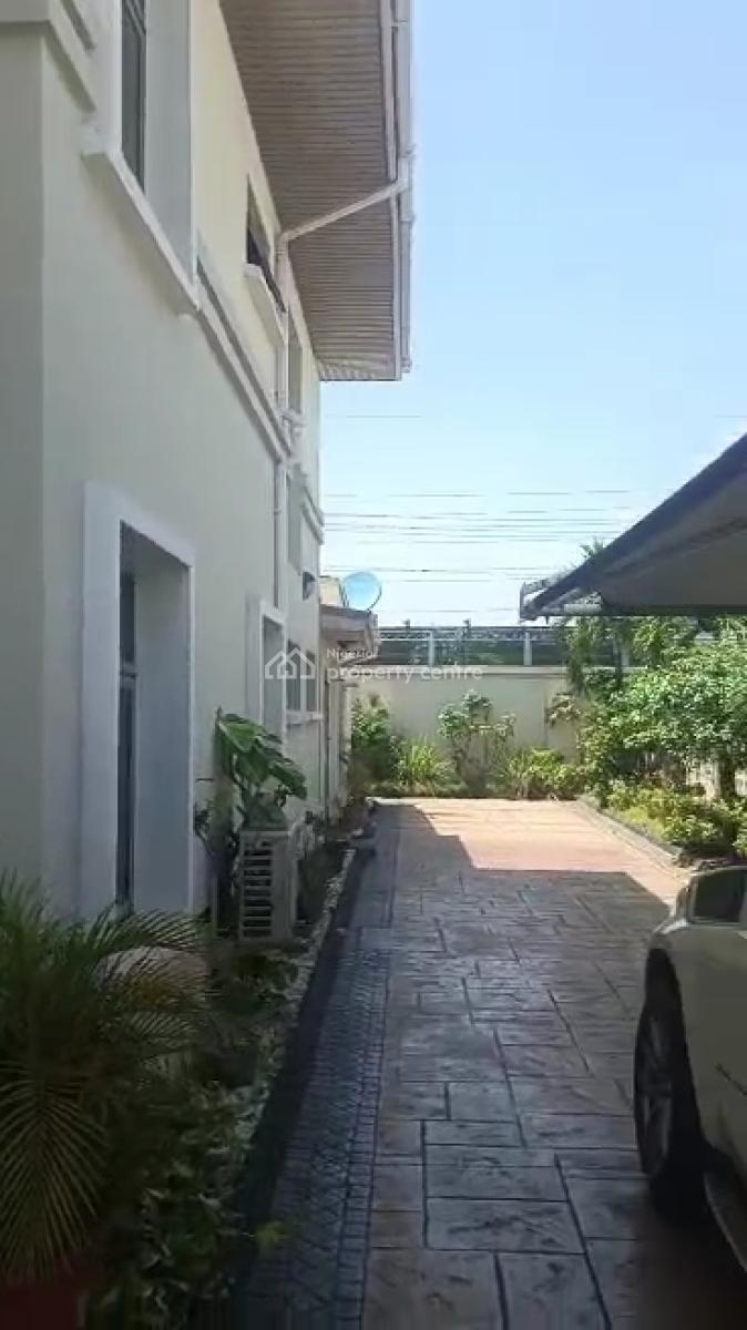 Lovely 5bedroom Detached House with 2bqs, Garden, Treasure Garden Estate, Lekki Phase 1, Lekki, Lagos, Detached Duplex for Sale