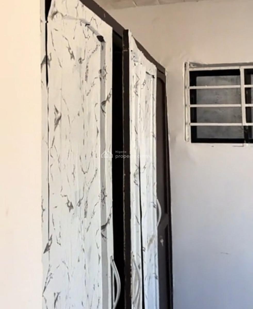 Upstairs Room Selfcon at Thomas Estate { Video}, Thomas Estate, Ajah, Lagos, Self Contain (single Rooms) for Rent