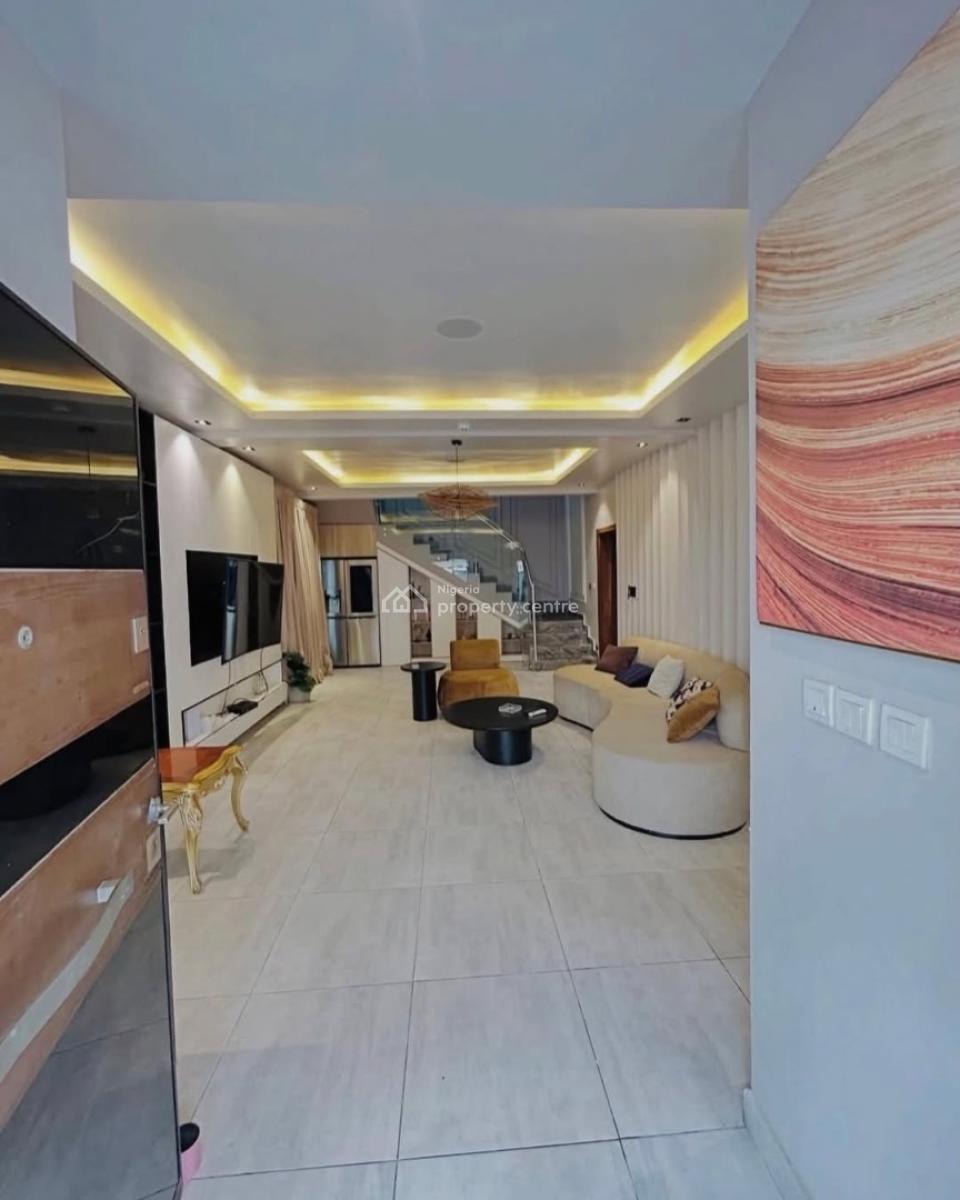 Spacious 5 Bedroom Semi-detached Duplex with Bq, Lekki Phase 1, Lekki, Lagos, Detached Duplex for Rent
