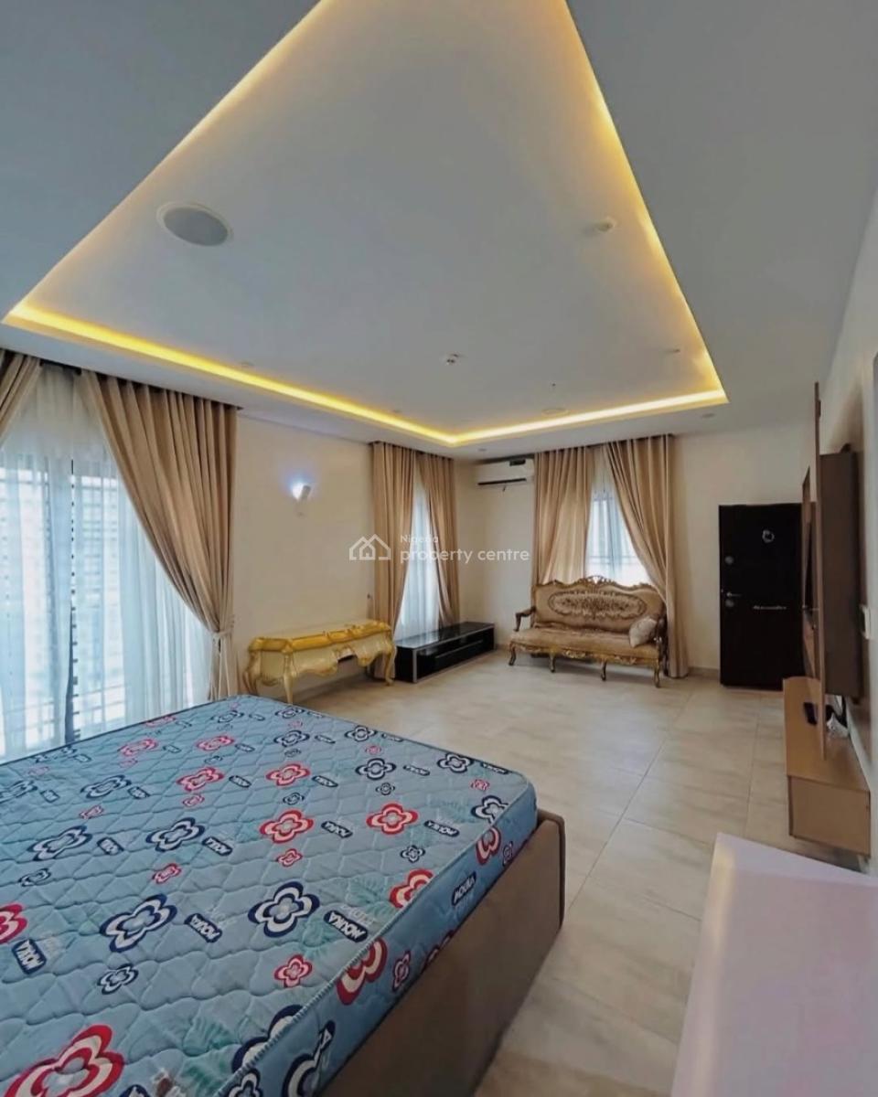Spacious 5 Bedroom Semi-detached Duplex with Bq, Lekki Phase 1, Lekki, Lagos, Detached Duplex for Rent