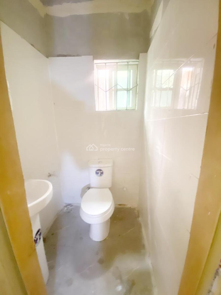 Luxury & Newly Built Spacious 2 Bedroom Apartment, Gra Phase 1, Magodo, Lagos, Flat / Apartment for Rent