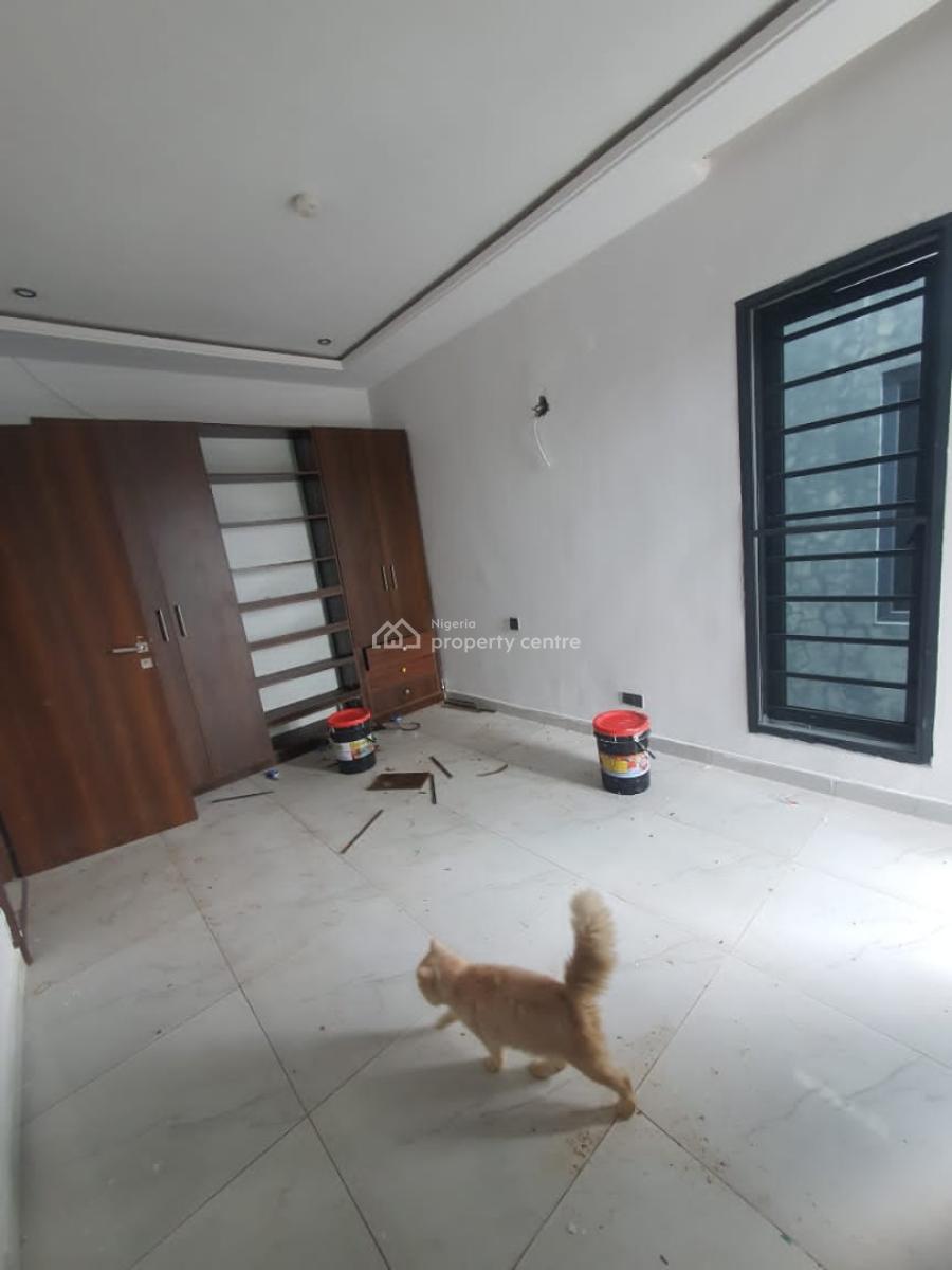 Massive Standard 2 Bedroom Apartment., Ologolo, Lekki, Lagos, Flat / Apartment for Rent