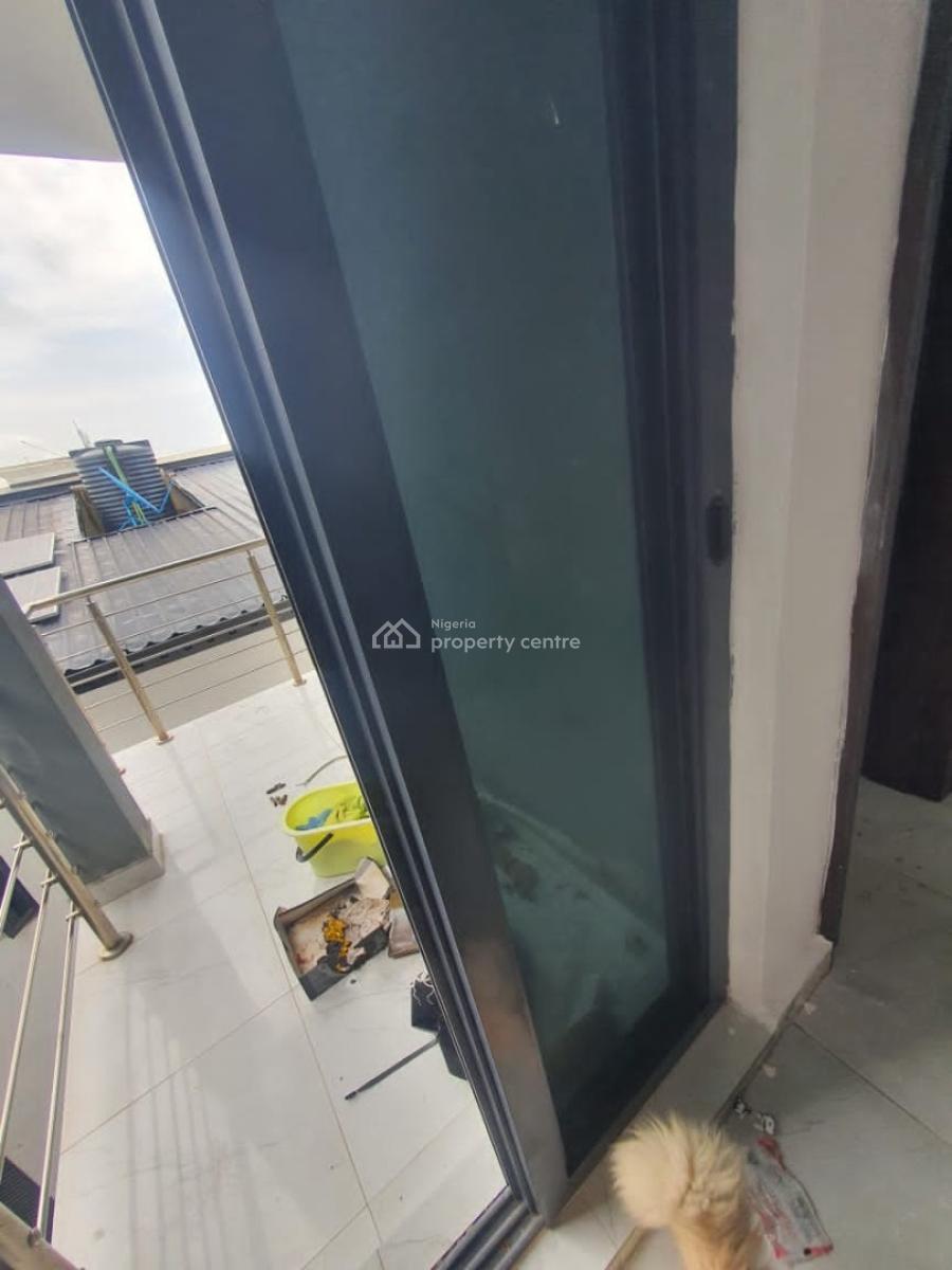 Massive Standard 2 Bedroom Apartment., Ologolo, Lekki, Lagos, Flat / Apartment for Rent