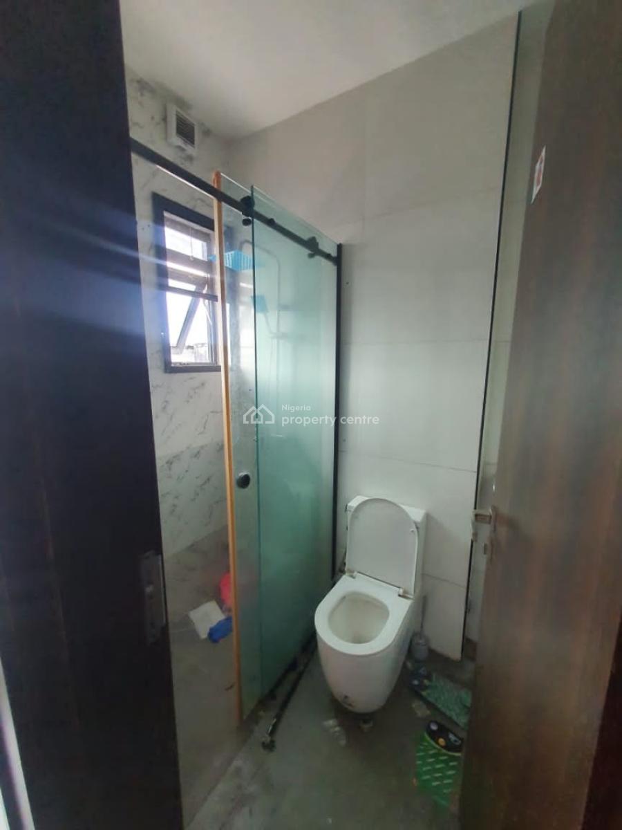Massive Standard 2 Bedroom Apartment., Ologolo, Lekki, Lagos, Flat / Apartment for Rent