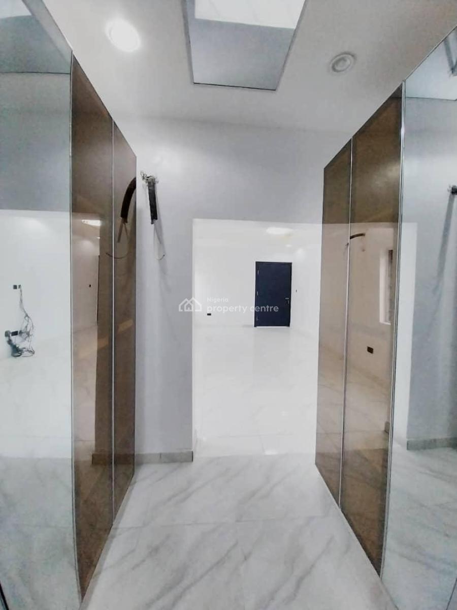 Brand New Self Serviced 5 Bedroom Det. Duplex Plus Bq and Swimming Poo, Chevron, Lekki, Lagos, Detached Duplex for Rent