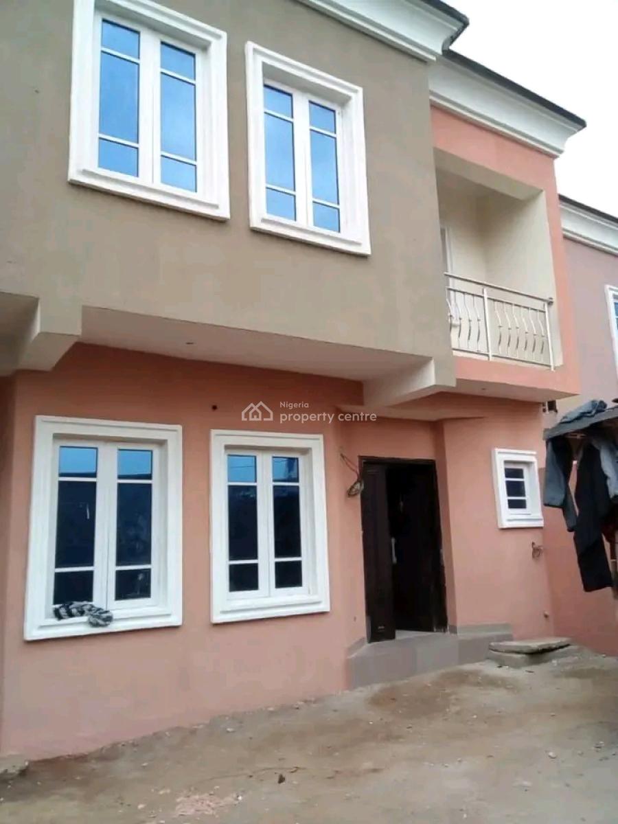 Luxury Self Compound 3 𝗕𝗲𝗱𝗿𝗼𝗼𝗺 𝗗𝗨𝗣𝗟𝗘𝗫, Opebi, Ikeja, Lagos, House for Sale