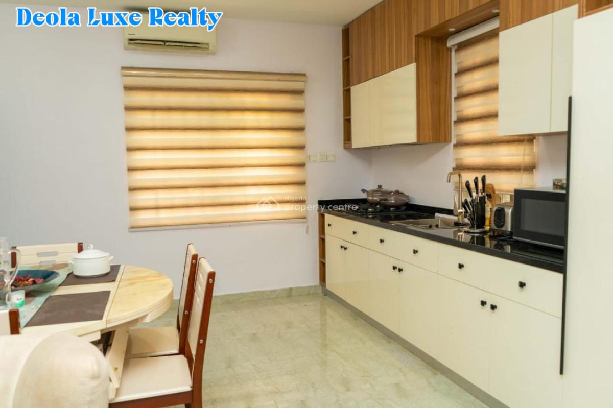 an Executive Luxury 3-bedroom with Bq  Old Ikoyi, Old Ikoyi, Ikoyi, Lagos, Flat / Apartment for Rent
