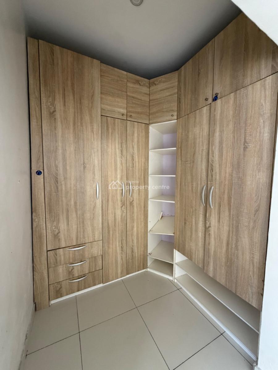 a Luxury Master Room Shared Apartment, Ikota Villa Estate Fully Serviced, Ikota, Lekki, Lagos, House for Rent