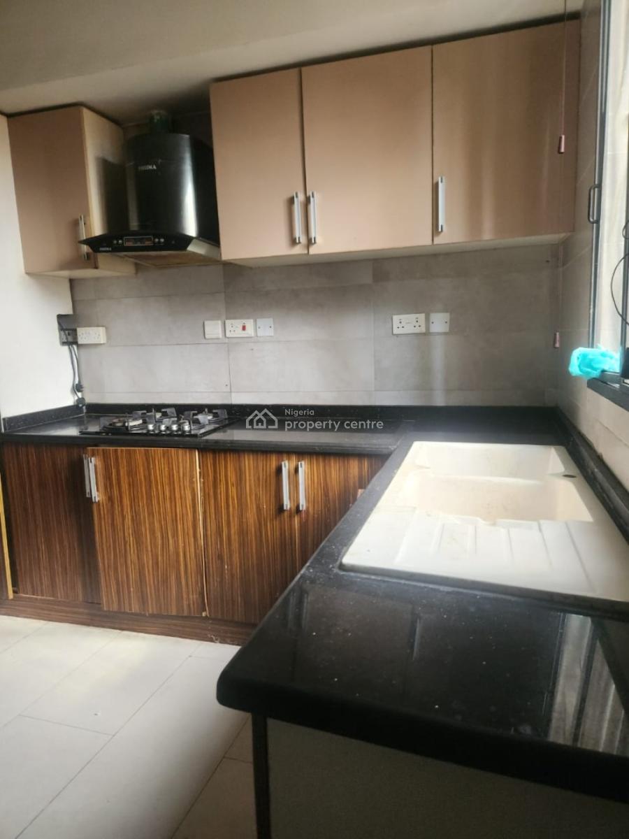 5 Bedroom Semi-detached Duplex in an Estate in Osapa London, Osapa, Lekki, Lagos, Semi-detached Duplex for Rent