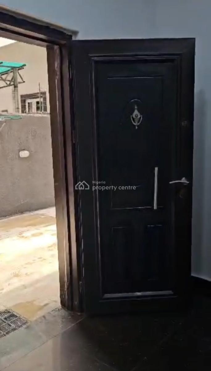 Newly Renovated Spacious Mini Flat Apartment, Bera Estate/ Bakare Estate), Lekki, Lagos, Mini Flat (room and Parlour) for Rent