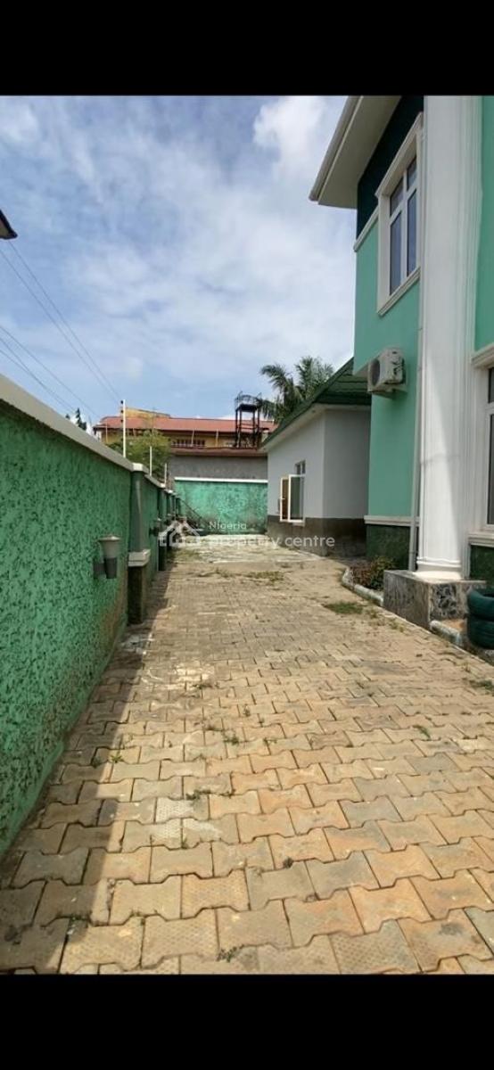 Spacious Six Bedrooms Fully Detached Duplex with Bq, Lokogoma District, Abuja, Detached Duplex for Sale