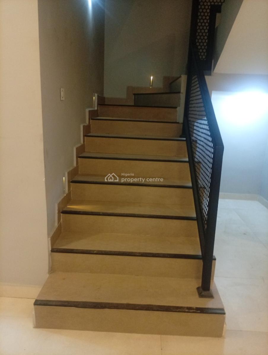 Tastefully Finished 4 Bedroom Terraced Duplex with a Bq, Guzape District, Abuja, Terraced Duplex for Sale