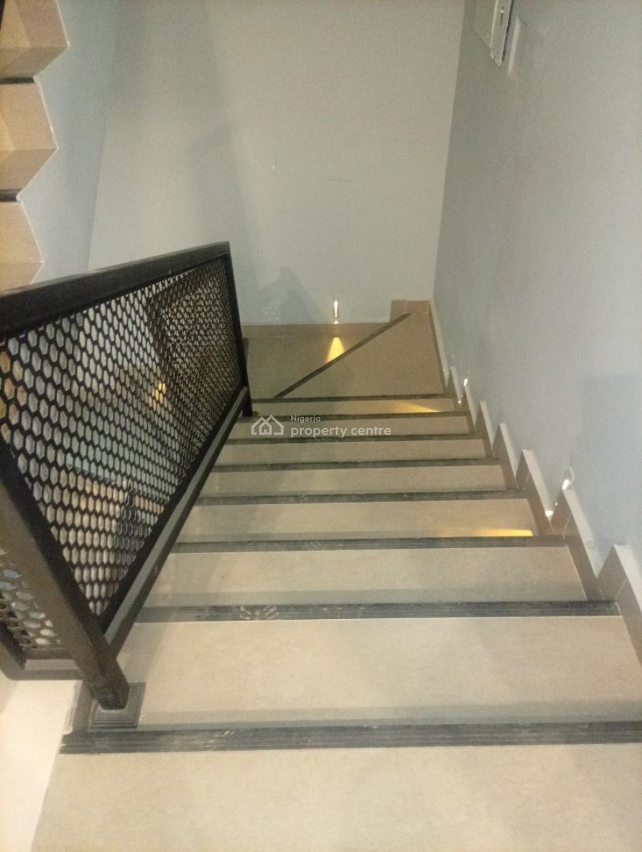 Tastefully Finished 4 Bedroom Terraced Duplex with a Bq, Guzape District, Abuja, Terraced Duplex for Sale