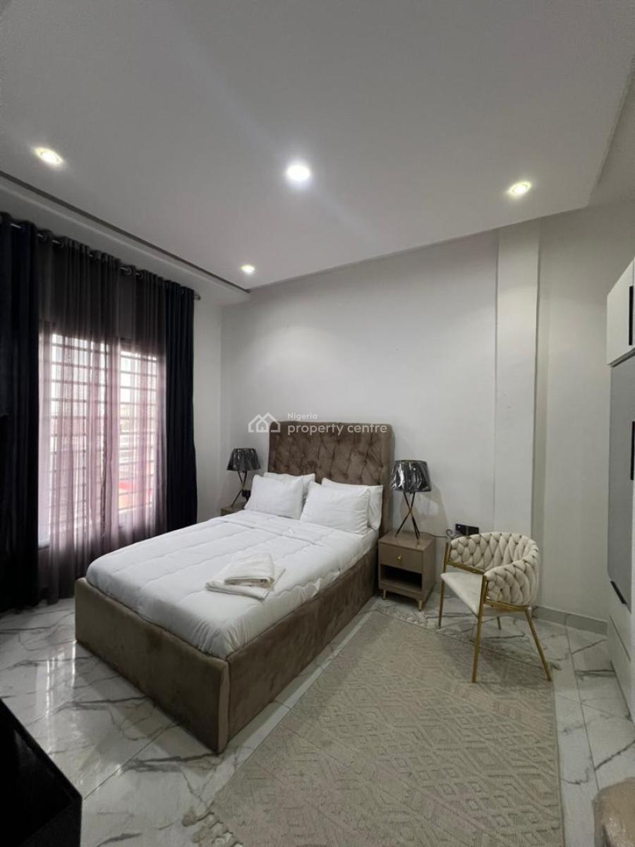 Luxuriously Built 2 Bedroom Apartment, Lekki Phase 1, Lekki, Lagos, Flat / Apartment for Sale