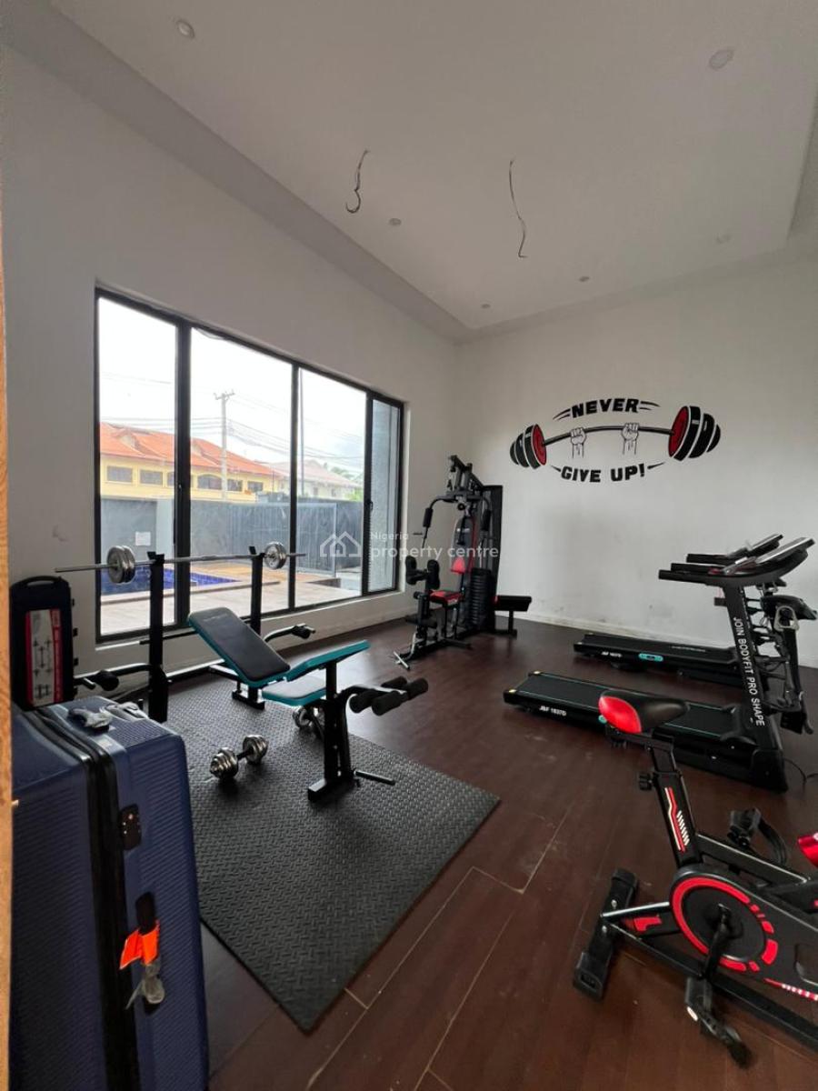 Luxuriously Built 2 Bedroom Apartment, Lekki Phase 1, Lekki, Lagos, Flat / Apartment for Sale