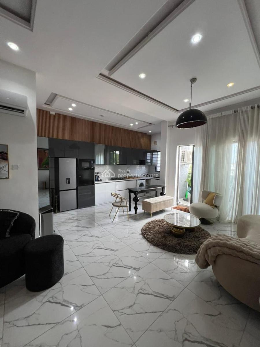Luxuriously Built 2 Bedroom Apartment, Lekki Phase 1, Lekki, Lagos, Flat / Apartment for Sale