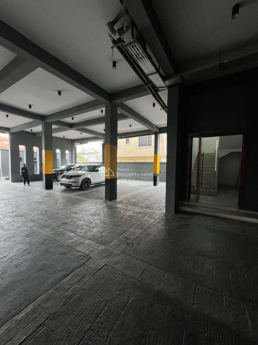 Luxuriously Built 2 Bedroom Apartment, Lekki Phase 1, Lekki, Lagos, Flat / Apartment for Sale
