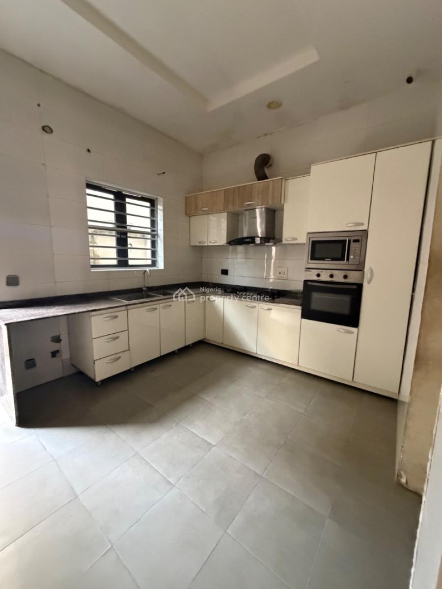 Massive Master Room Shared Apartment, Ikota Villa, Ikota, Lekki, Lagos, House for Sale