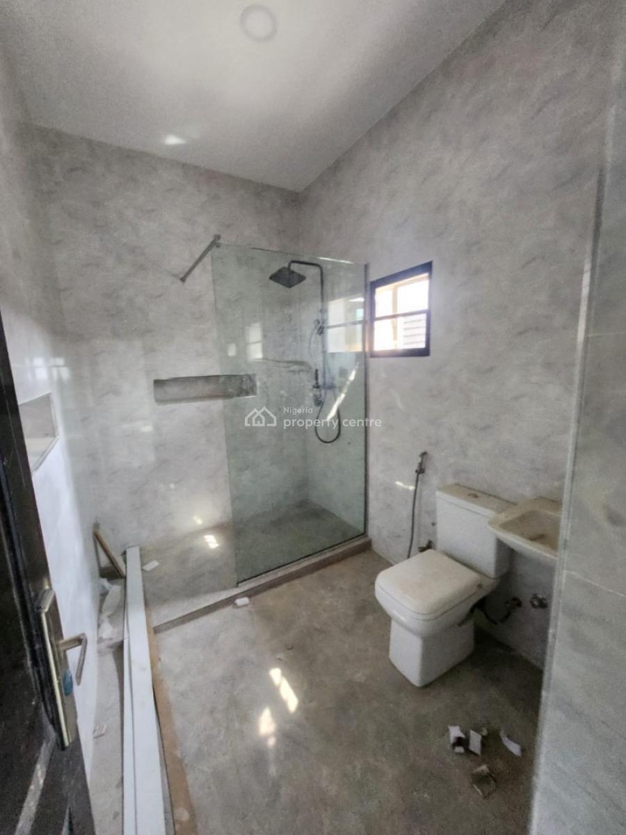 3 Bedroom Apartment, Airport Road Opposite River Park Estate, Lugbe District, Abuja, Flat / Apartment for Rent