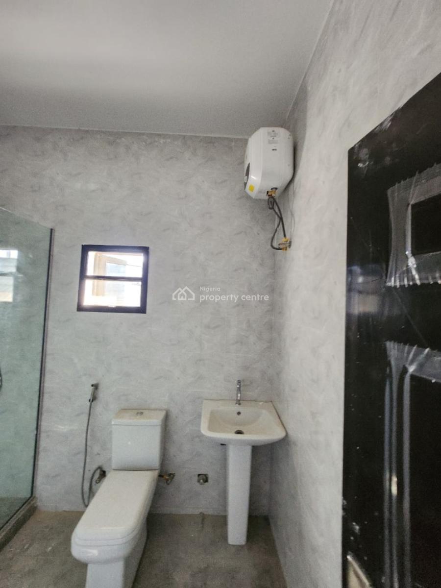3 Bedroom Apartment, Airport Road Opposite River Park Estate, Lugbe District, Abuja, Flat / Apartment for Rent