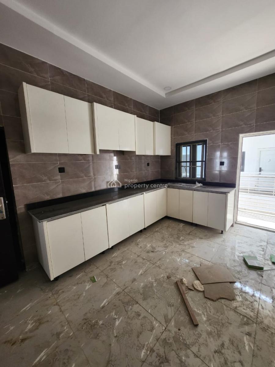 3 Bedroom Apartment, Airport Road Opposite River Park Estate, Lugbe District, Abuja, Flat / Apartment for Rent