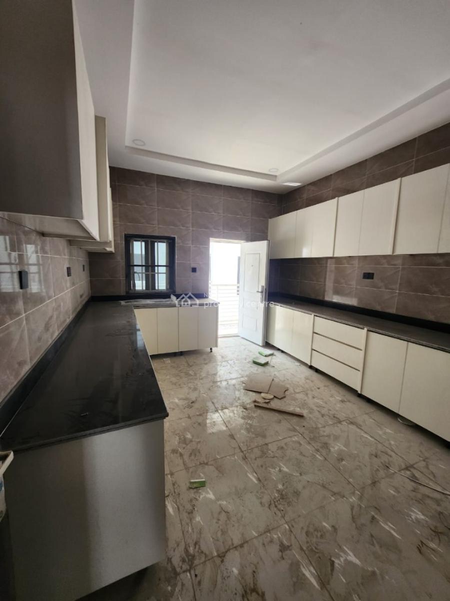 3 Bedroom Apartment, Airport Road Opposite River Park Estate, Lugbe District, Abuja, Flat / Apartment for Rent