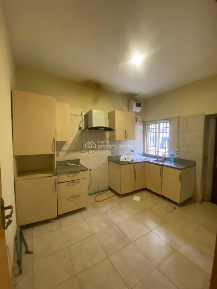 Clean 3bedroom Flat with Bq, Lekki Marwa, Lekki Phase 1, Lekki, Lagos, Flat / Apartment for Rent
