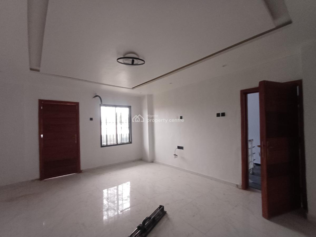 Newly Built 2bedroom Apartment, Off Admiralty Way, Lekki Phase 1, Lekki, Lagos, Flat / Apartment for Rent