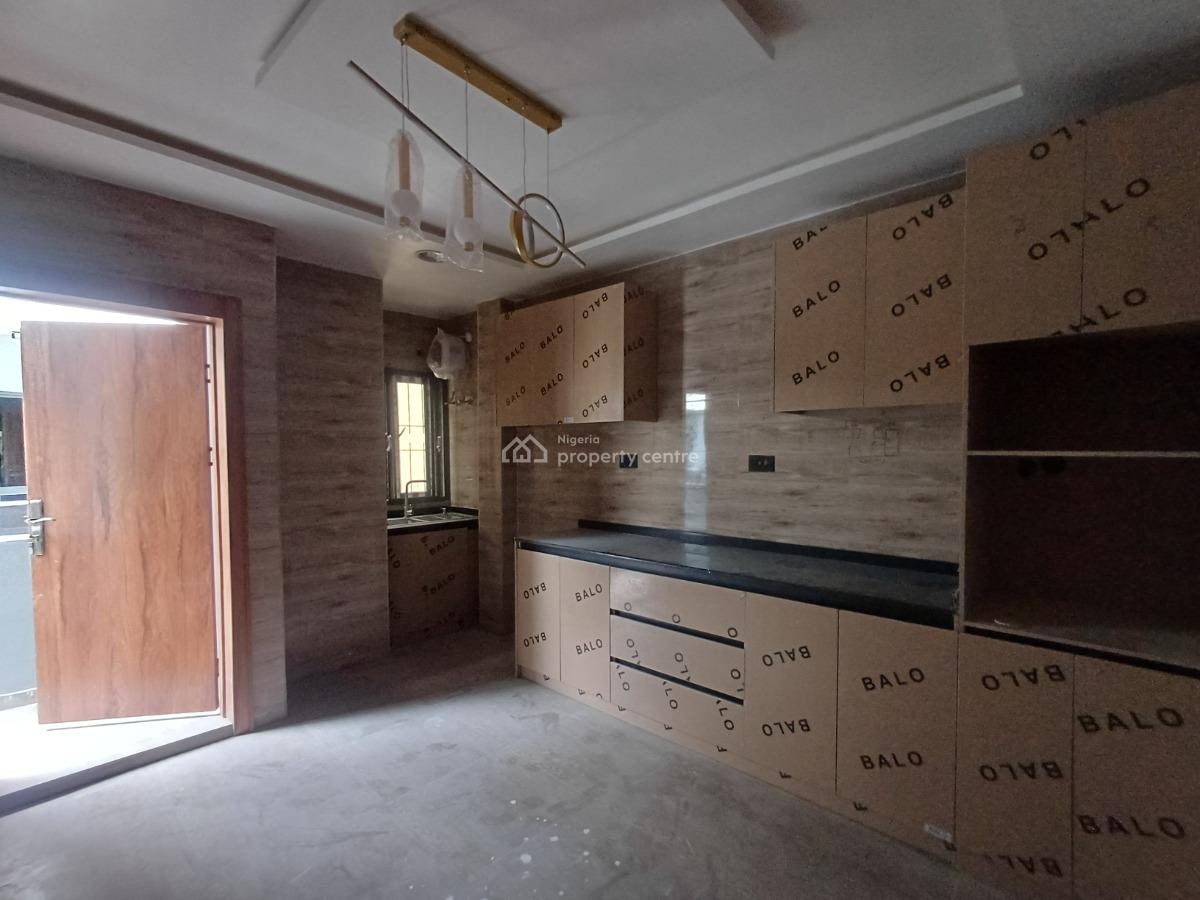 Newly Built 2bedroom Apartment, Off Admiralty Way, Lekki Phase 1, Lekki, Lagos, Flat / Apartment for Rent