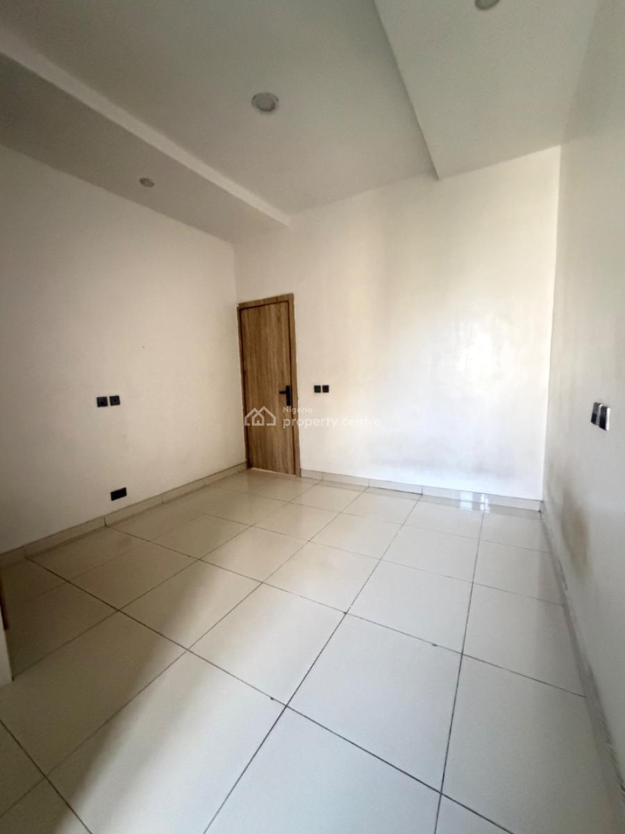 Single Room Apartment, Ikota Villa, Ikota, Lekki, Lagos, House for Rent