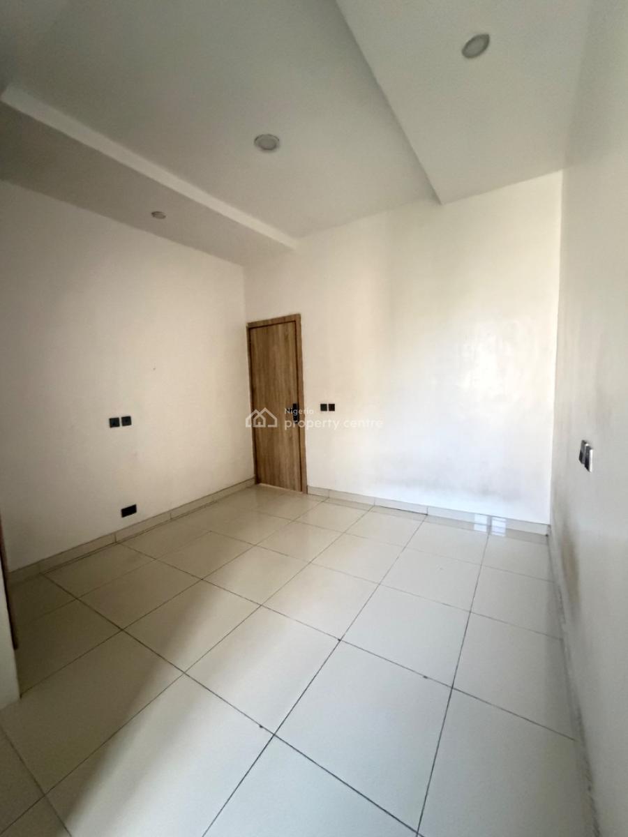 Single Room Apartment, Ikota Villa, Ikota, Lekki, Lagos, House for Rent