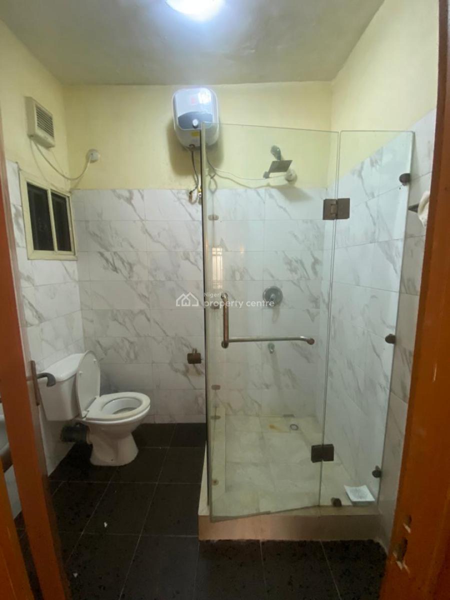 3bedroom Apartment, Lekki Phase 1 Right Hand Side, Lekki, Lagos, Flat / Apartment for Rent