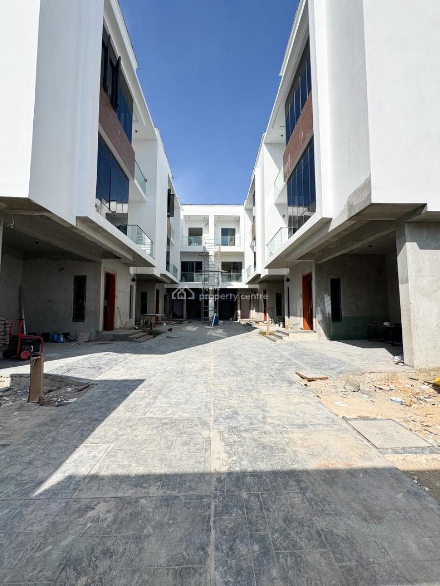 Exquisitely Built 4 Bedroom Terrace Duplex with Bq, Pool & Inverter, Lekki Phase 1, Lekki, Lagos, Terraced Duplex for Sale