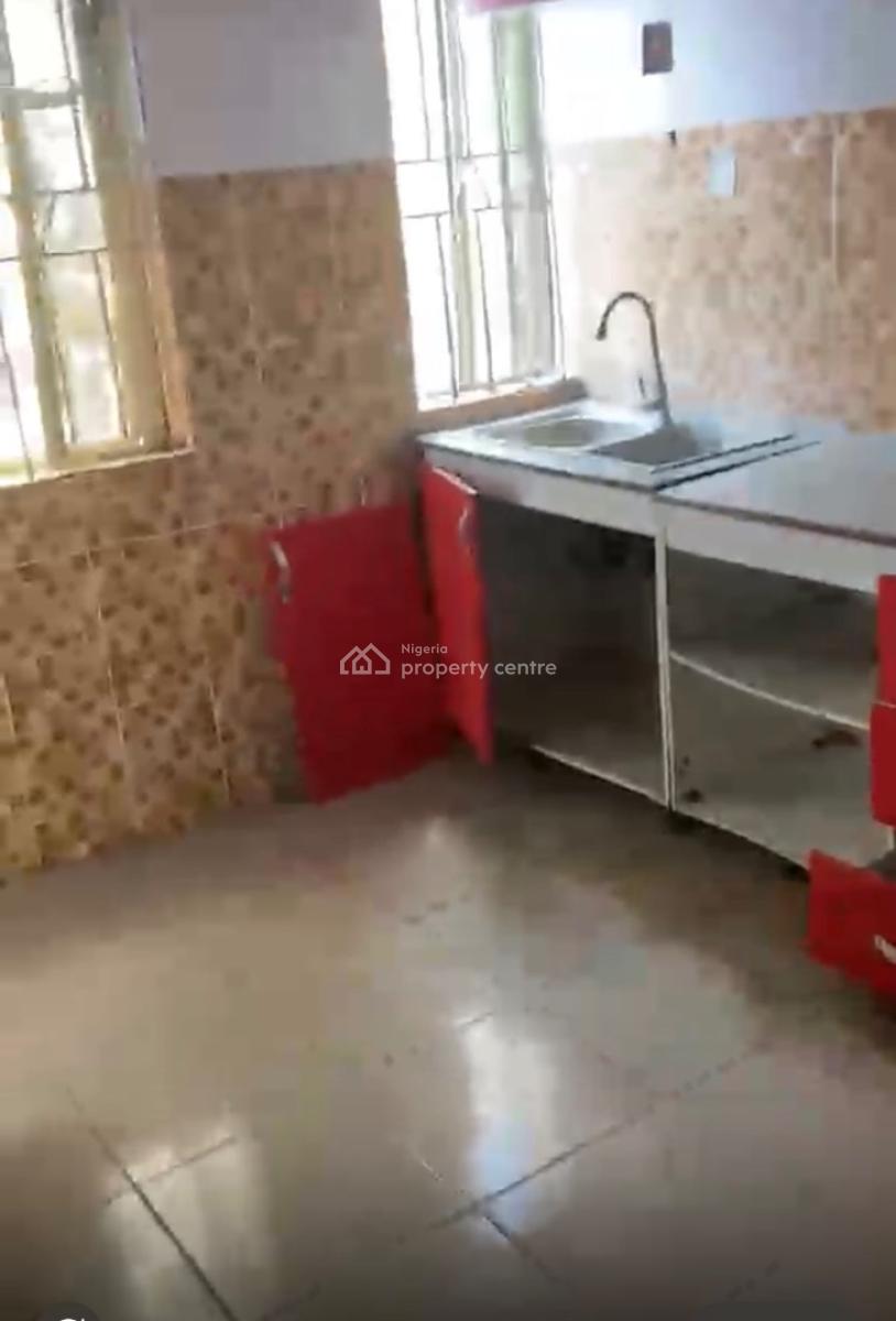 2bedroom Apartment in a Mini Estate, Salem Ikate, Ikate, Lekki, Lagos, Flat / Apartment for Rent