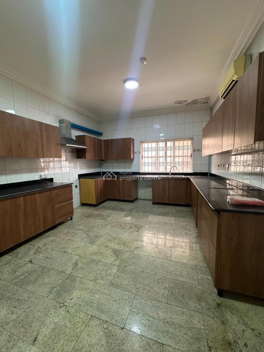 Spacious 3-bedroom Apartment with Boys Quarter, Parkview, Ikoyi, Lagos, Flat / Apartment for Sale