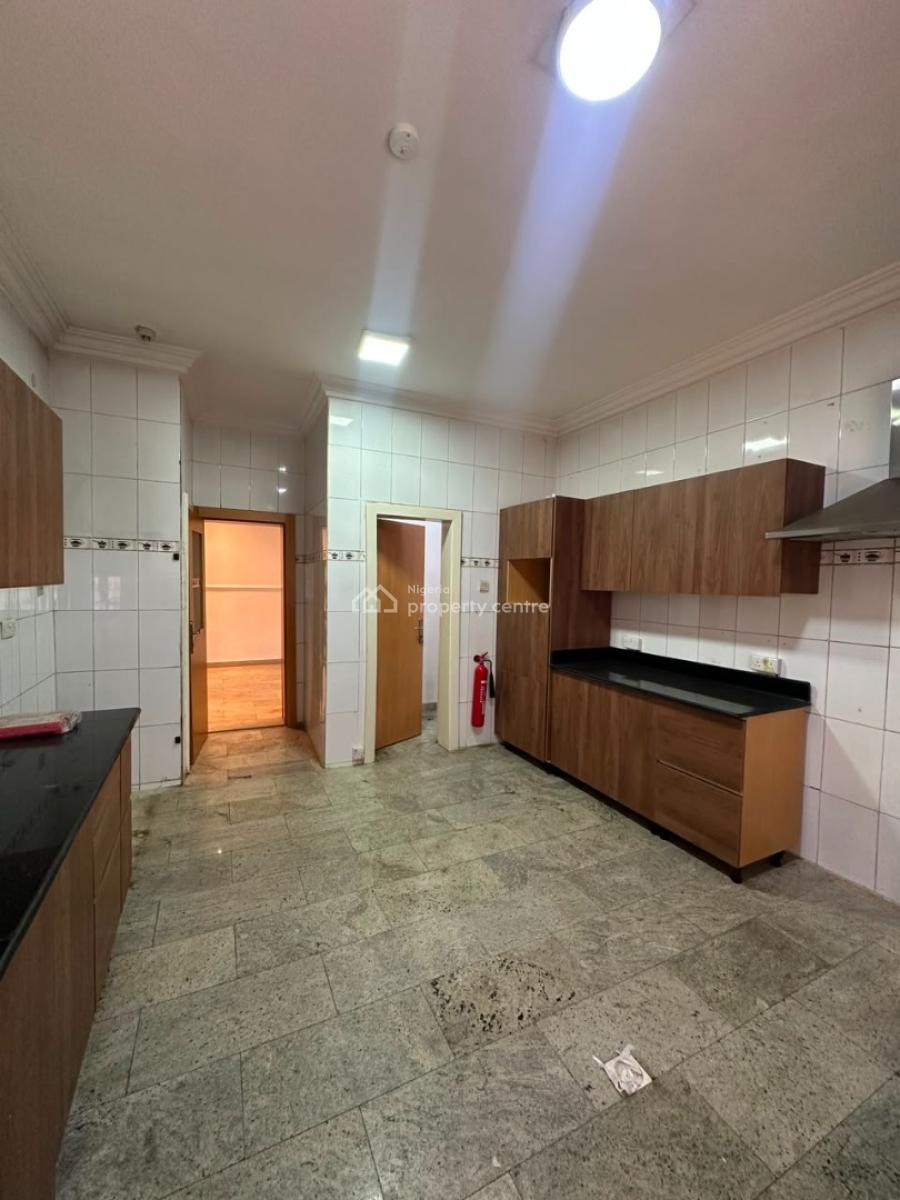 Spacious 3-bedroom Apartment with Boys Quarter, Parkview, Ikoyi, Lagos, Flat / Apartment for Sale