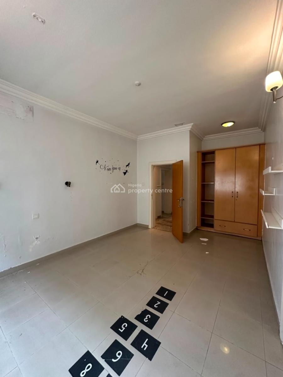Spacious 3-bedroom Apartment with Boys Quarter, Parkview, Ikoyi, Lagos, Flat / Apartment for Sale