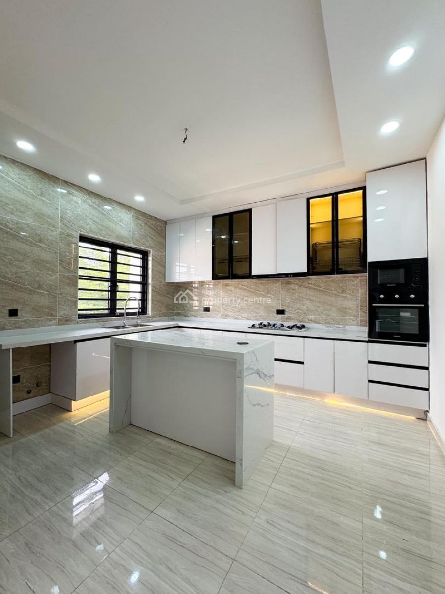 Extravagant 3 Bedroom Maisonette with Bq & Swimming Pool, Lekki Phase 1, Lekki, Lagos, House for Sale