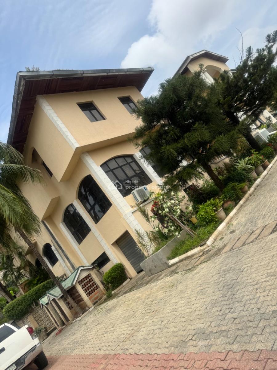 8bedroom Mansion, Gwarinpa, Abuja, Detached Duplex for Sale