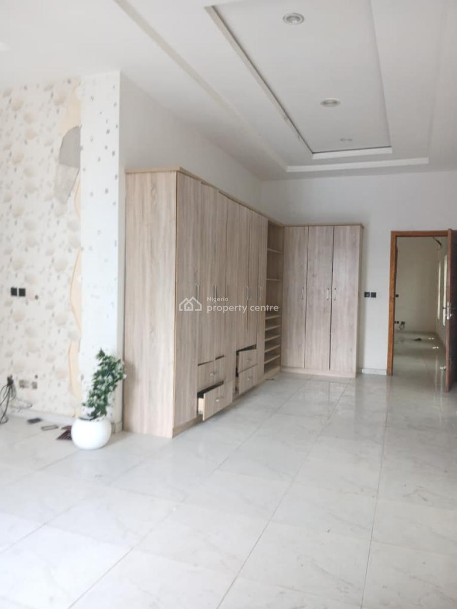 5 Bedroom Fully Detached Duplex with 2 Rooms Bq, Ologolo, Lekki, Lagos, Detached Duplex for Rent