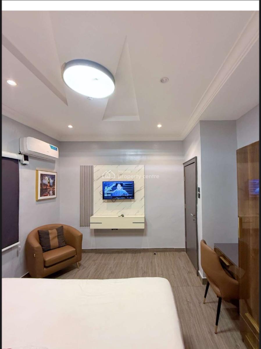 Exclusive 4-bedroom House  with Top Amenities, Ikate, Lekki, Lagos, Detached Bungalow Short Let
